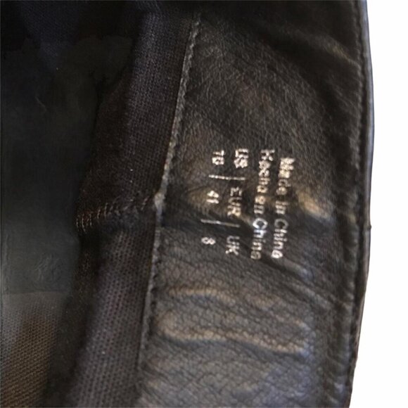 Edgy Street Style ShoeMint Ankle Moto Boots Black Croc Buckle Strap Block Heel - Picture 7 of 7